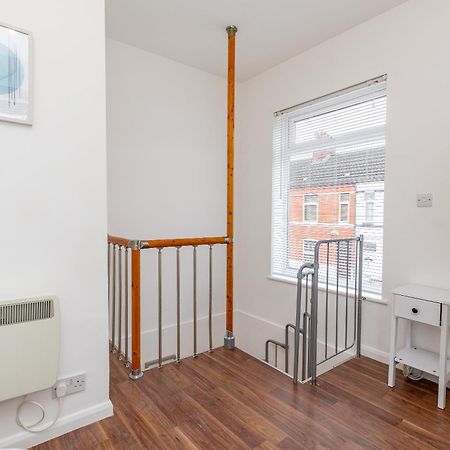 33 Stanley Road Villa Northampton Dış mekan fotoğraf